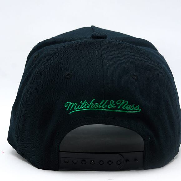 Kappe Mitchell & Ness - NBA 404 Club Camo Pro Snapback - Boston Celtics - Black