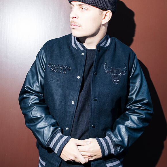 Jacke New Era - NBA Tonal Patch Varsity - Chicago Bulls - Black