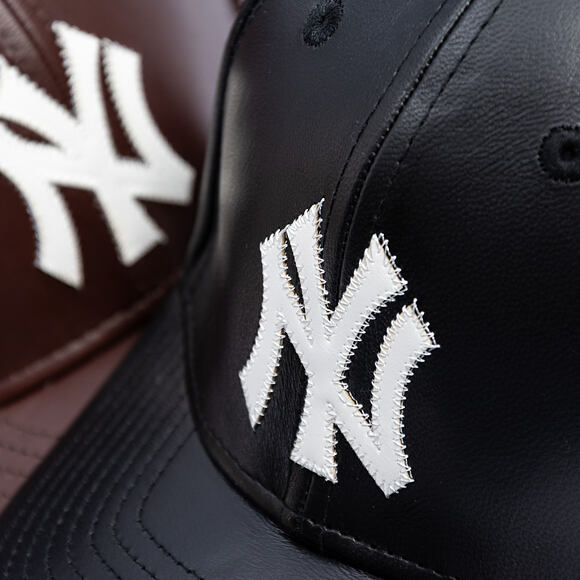 Kappe New Era - MLB IMAGE DROP - Leather 9FORTY M-CROWN - NY Yankees - Black