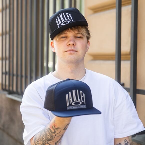 Kappe Oakley -  Fhr Trucker Hat - Pitch Black