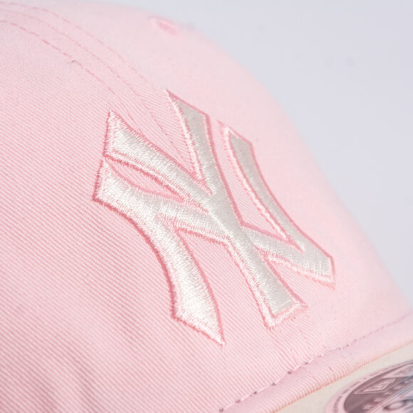 Kappe New Era - MLB Washed Tie Dye 9FIFTY Retro Crown - NY Yankees - Pink