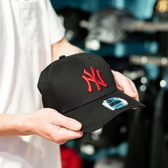 Kappe New Era - MLB Essential 9FORTY - NY Yankees - Black