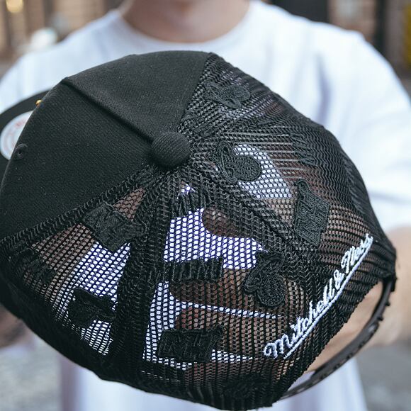 Kappe Mitchell & Ness - NBA Monogram Trucker Miami Heat Black
