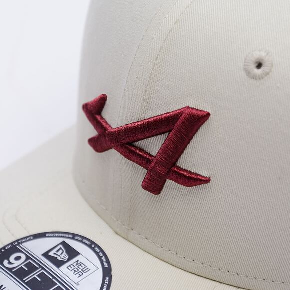 Kappe New Era - F1 Seasonal 9FIFTY Original Fit - Alpine Racing - Cream / Burgundy