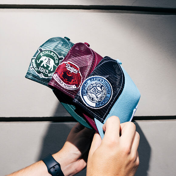 Kappe New Era - MLB Contrast Stitch WS Retro 9FORTY Trucker - NY Yankees - Blue