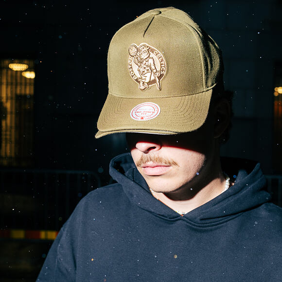 Kappe Mitchell & Ness - NBA Fashion Basic Pro - Boston Celtics - Olive