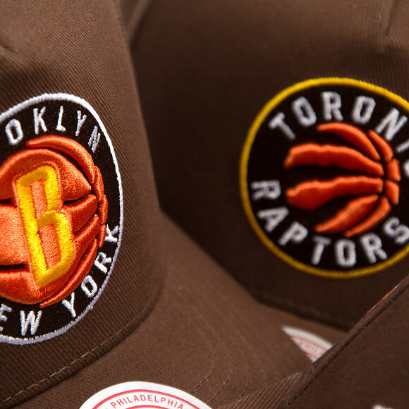 Kappe Mitchell & Ness - NBA - Chestnut Peak - Brooklyn Nets - Brown