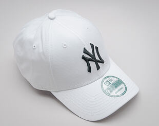 Kappe New Era - MLB Essential 9FORTY - NY Yankees - White / Black