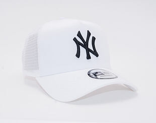 Kappe New Era - MLB Essential 9FORTY Trucker - NY Yankees - White