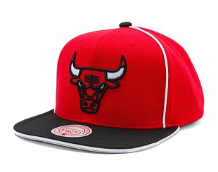 Kappe Mitchell & Ness - Chicago Bulls - Pipe Snapback - Red