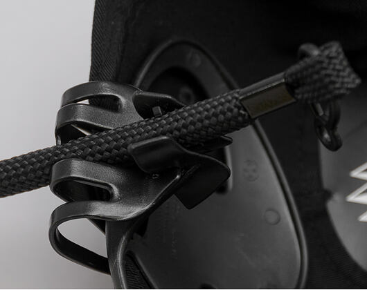 Halter für Kappen CapRack 18 System Schwarz