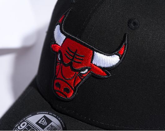 Kappe New Era 9FORTY Trucker NBA Home Field Chicago Bulls Team Color