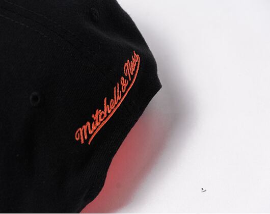 Kappe Mitchell & Ness NBA Core Vi Snapback Chicago Bulls Black