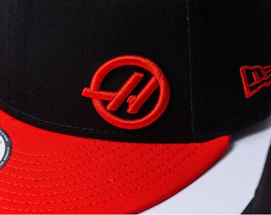 Kappe New Era - F1 9FIFTY - Haas Formula 1 - Black / Scarlet