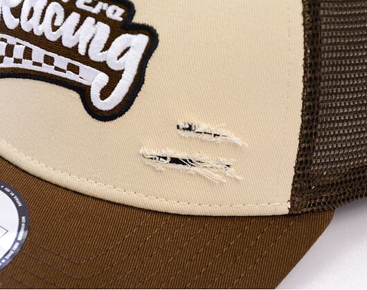 Kappe New Era - Motosport 9FORTY Trucker - Cream / Brown