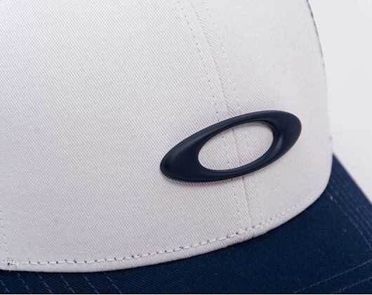 Kappe Oakley - Trucker Ellipse Hat - Abyss/White