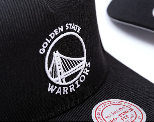 Kappe Mitchell & Ness - NBA Born To Win Pro Snapback - Golden State Warriors - Black