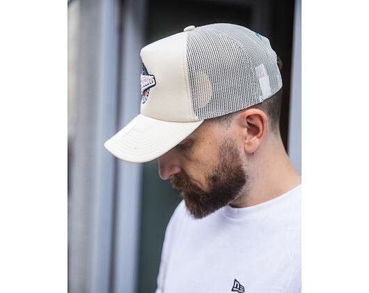 Kappe Mitchell & Ness - Detroit Pistons - Evergreen Trucker Hwc - Off White