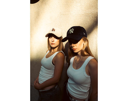 Kappe New Era 9FORTY MLB Teddy - NY Yankees - Black / White