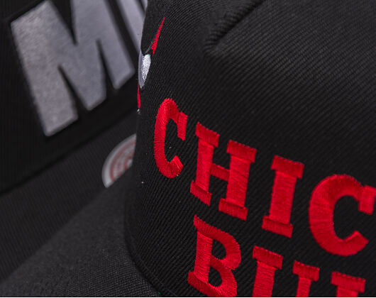 Kappe Mitchell & Ness - NBA Busted Pro - Chicago Bulls - Black