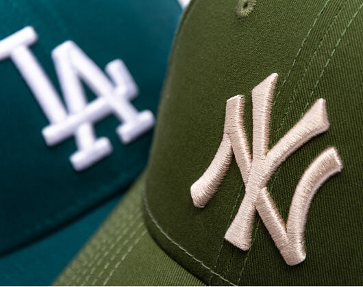Kappe New Era - MLB Essential 9FORTY - NY Yankees - Rifle Green / Stone