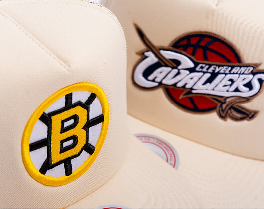 Kappe Mitchell & Ness - Evergreen Trucker Vntg - NHL - Boston Bruins - Off White