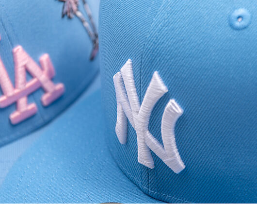 Kappe New Era - MLB 1999 WS 59FIFTY - NY Yankees - Sky Blue / Pink UV