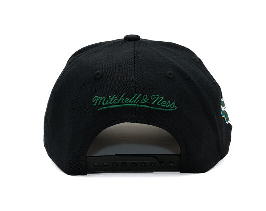 Kappe Mitchell & Ness  - NBA Classic Red Snapback Custom Patch - Milwaukee Bucks - Black