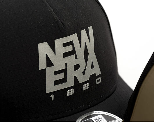 Kappe New Era - Branded Reflective 9FORTY M-CROWN A-Frame Trucker - Black