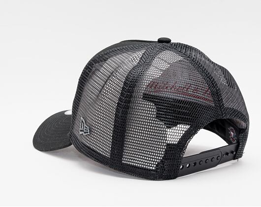 Kappe New Era - MLB Black on Black 9FORTY Trucker - LA Dodgers - Black