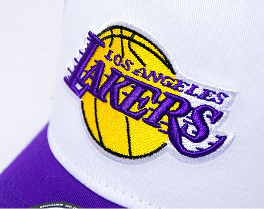 Kappe New Era - NBA Team Clear 9FORTY Trucker - LA Lakers - White / Red
