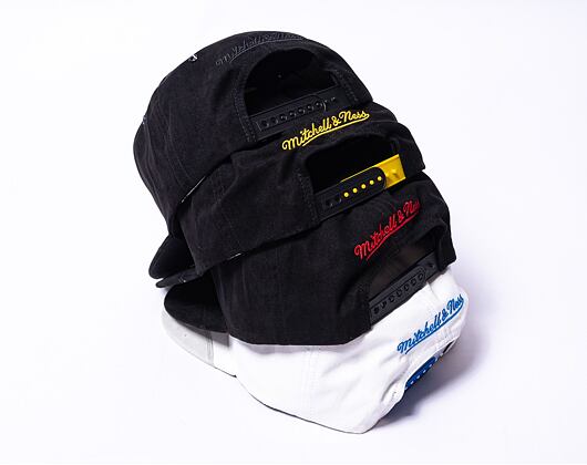 Kappe Mitchell & Ness - Day 5 Snapback - Chicago Bulls - Black-Yellow