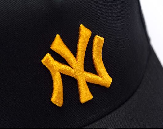 Kappe New Era - 9FORTY A-Frame MLB League Essential - NY Yankees - Black / Brown