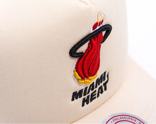 Kappe Mitchell & Ness - Miami Heat - Evergreen Trucker Hwc - Off White