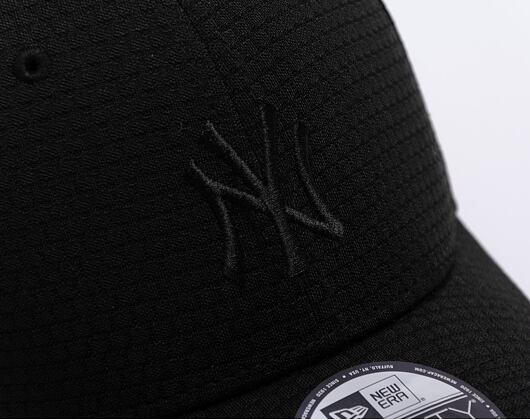 Kappe New Era - MLB Stretch Mesh 39THIRTY - NY Yankees - Black