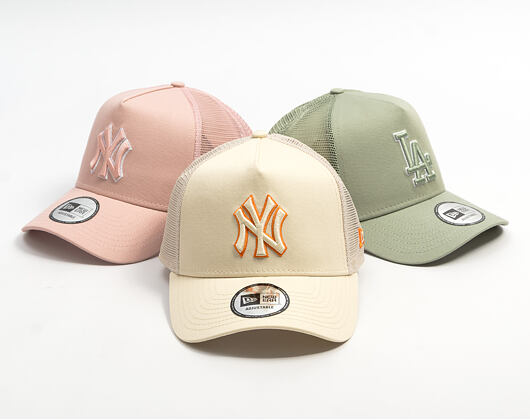 Kappe New Era - MLB Outline 9FORTY A-Frame Trucker - NY Yankees - Cream / Orange