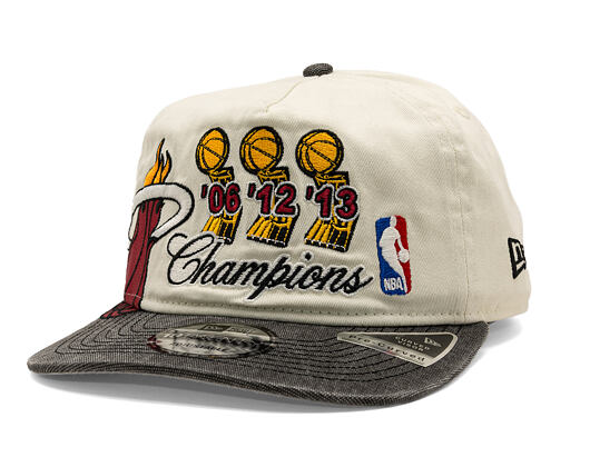 Kappe New Era - NBA "Hardwood Classic Champions" 19TWENTY - Miami Heat - Chrome White / Team Color