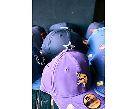 Kappe New Era - NFL 2026 Sideline 9SEVENTY Stretch-Snap - Minnesota Vikings - Team Color