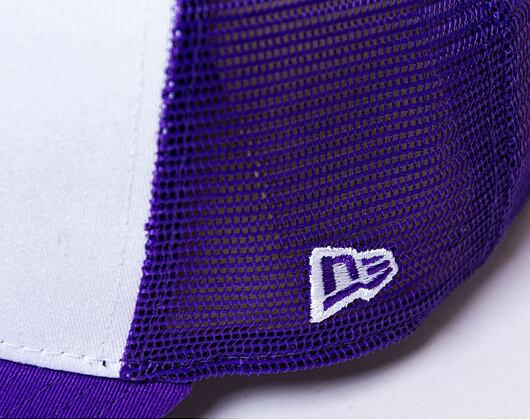 Kappe New Era - NBA Team Clear 9FORTY Trucker - LA Lakers - White / Red