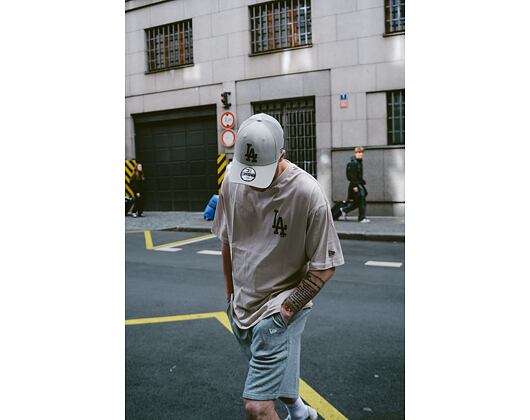 Shorts New Era Essential Shorts Heather Grey / White