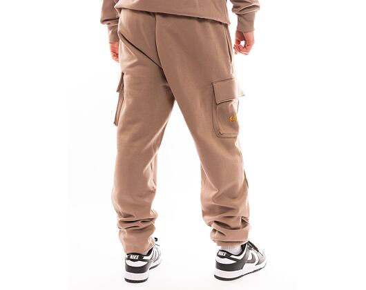 Trainerhose New Era Script Cargo Joggers Ash Brown / Metalic Gold
