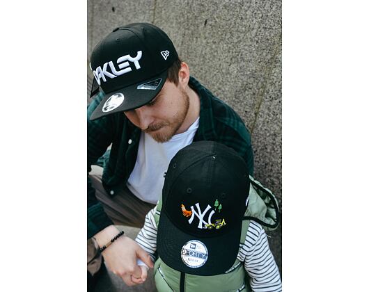 Kappe Oakley Mark III 02EU
