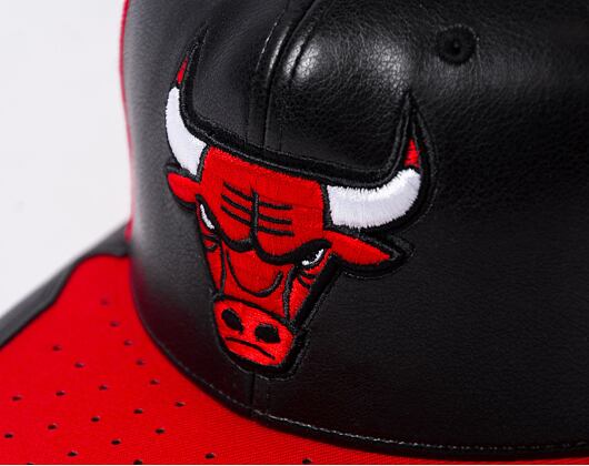 Kappe Mitchell & Ness - Day One Snapback - Chicago Bulls - Black-Red