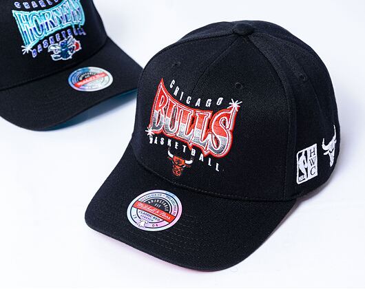 Kappe Mitchell & Ness - NBA Glow Up Classic Red Chicago Bulls Black