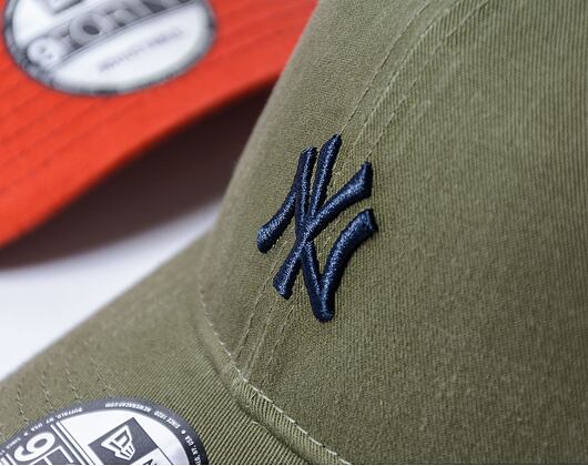 Kappe New Era - 9FORTY Summer Washed - NY Yankees - Olive / Teal
