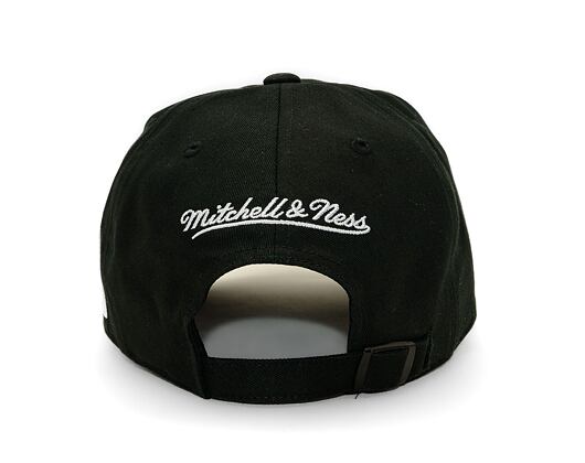 Kappe Mitchell & Ness Branded Essential Strapback Black