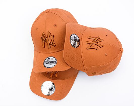 Kappe New Era - 9FORTY MLB League Essential - NY Yankees - Brown