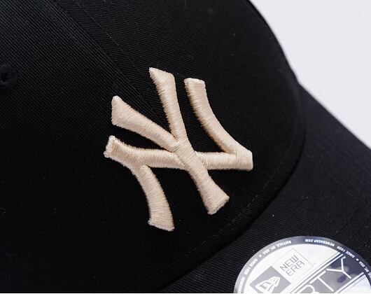 Kappe New Era - MLB Essential 9FORTY - NY Yankees - Black / Stone