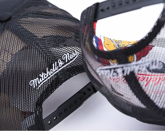 Kappe Mitchell & Ness - Chicago Bulls - Year Of The Snake Trucker - Black