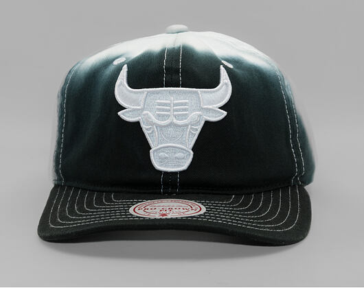 Kappe Mitchell & Ness - Dip Dye Pro Snapback - Chicago Bulls - Black